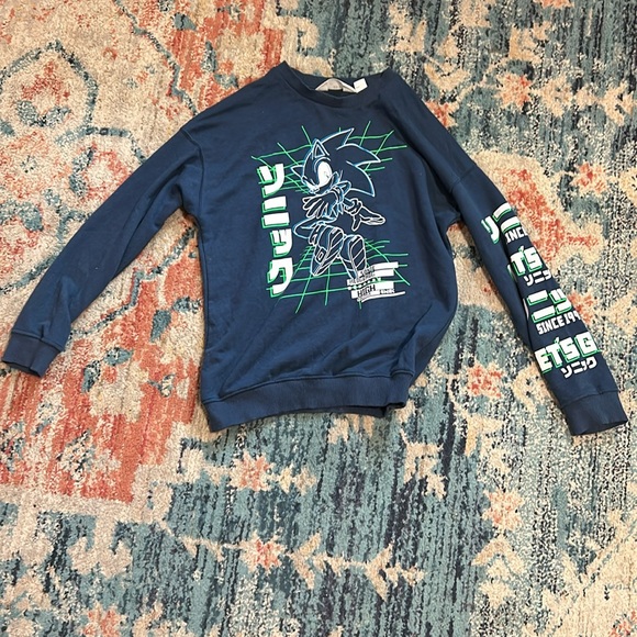 Disney & Sonic the Hedgehog Bundle - Boys size 8/10 - Picture 4 of 4